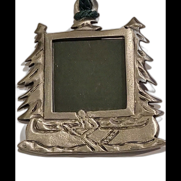 Vintage Signed DLB Pewter Picture Frame Hanging Ornament Evergreens Canoe - Picture 3 of 7